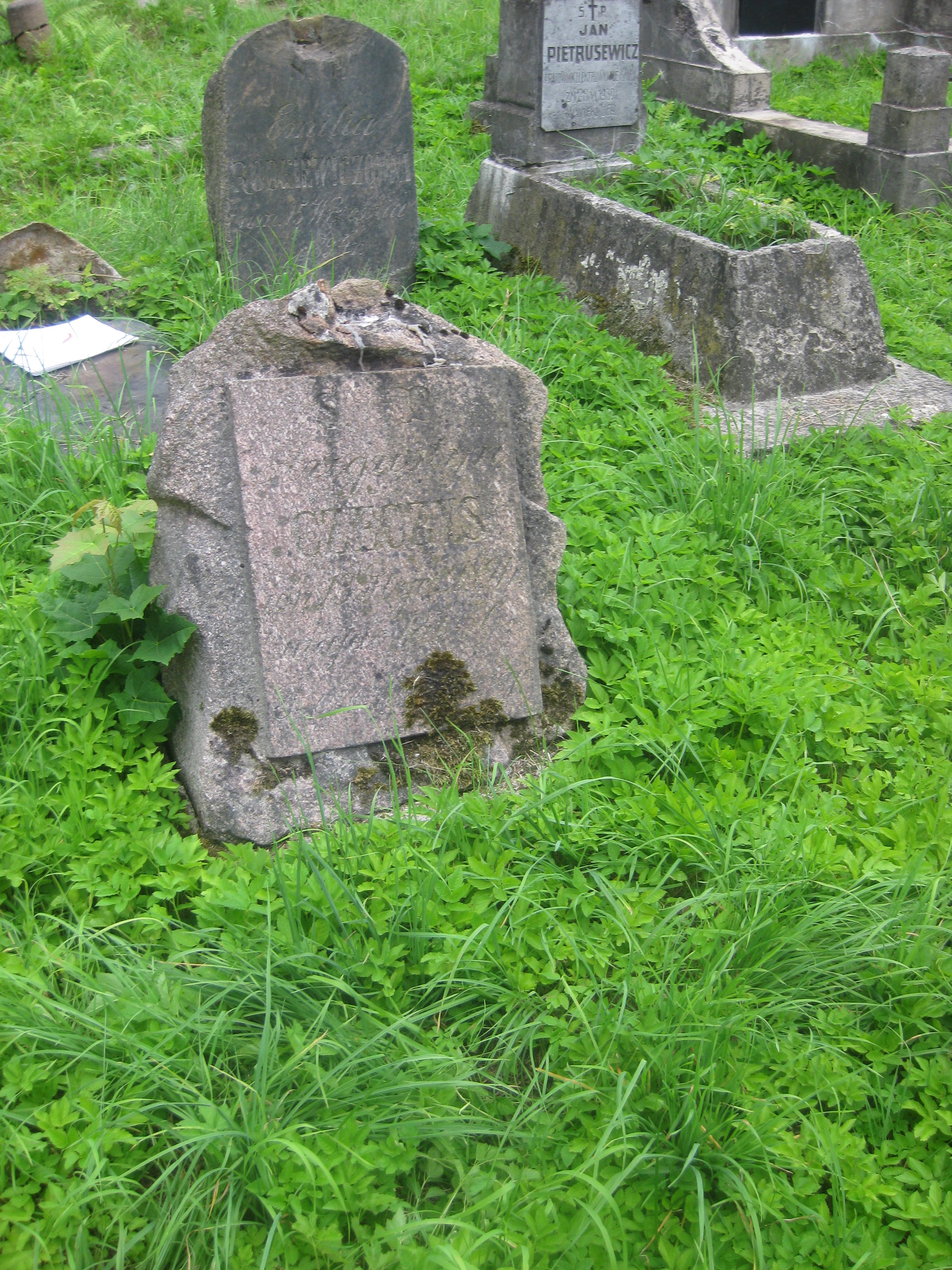 Tombstone of Augustyn Czeczys, Ross cemetery, as of 2013