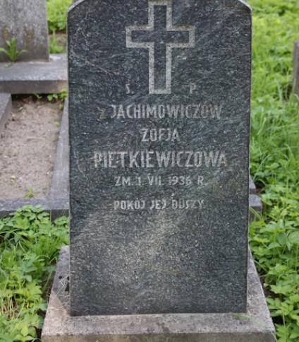 Nagrobek Zofii Pietkiewicz, cmentarz na Rossie w Wilnie, stan z 2013