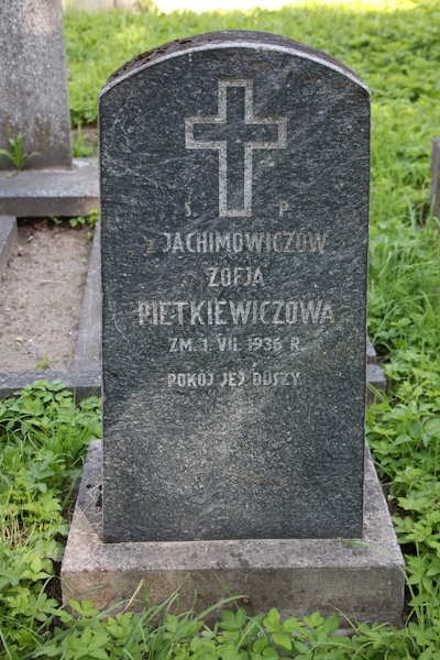 Nagrobek Zofii Pietkiewicz, cmentarz na Rossie w Wilnie, stan z 2013