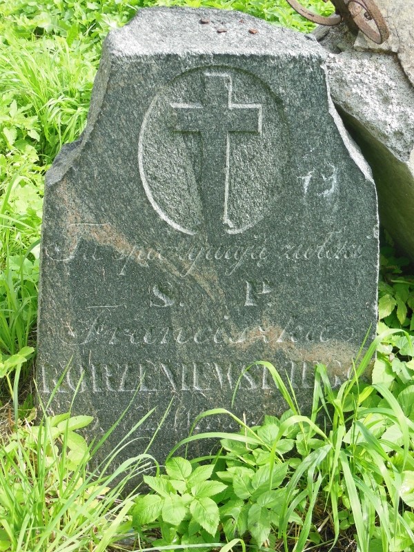 A fragment of Franciszek Korzeniewski's tombstone, Rossa cemetery in Vilnius, as of 2013
