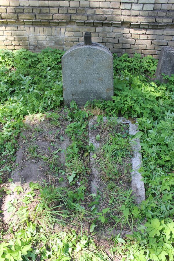 Tombstone of Konstanty Butowt, Ross cemetery, state of 2013