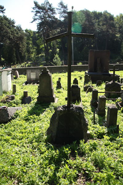Nagrobek Anieli i Jakuba Iwaszkiewiczów, cmentarz na Rossie w Wilnie, stan z 2013