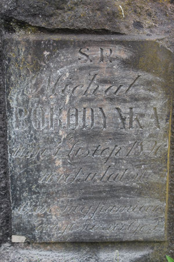 Fragment of the tombstone of Michał Borodynka, Na Rossie cemetery in Vilnius, as of 2013.