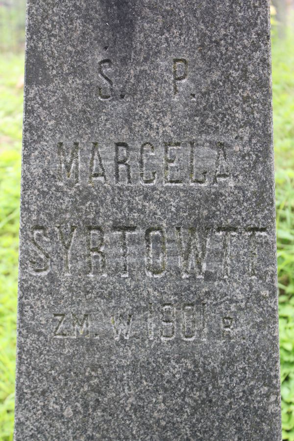 Fragment of a tombstone of the Syrtowtt family, Na Rossa cemetery in Vilnius, as of 2013.