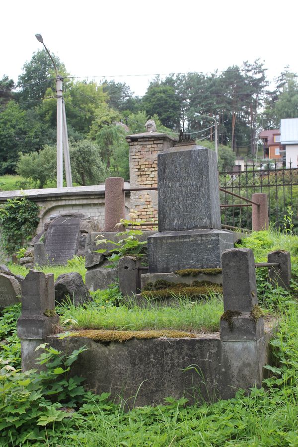 Tombstone of Ewa Matusiewicz, Na Rossie cemetery in Vilnius, as of 2013.