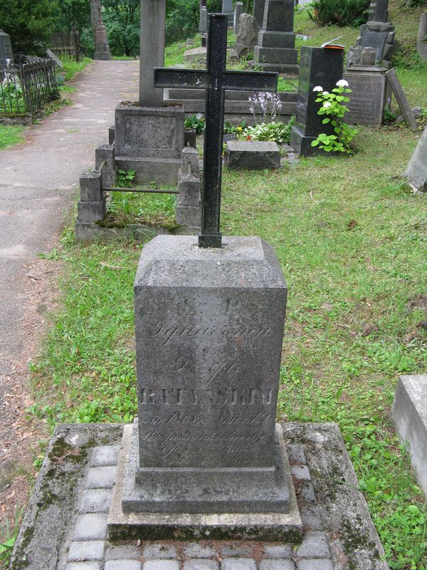 Tombstone of Grasilda, Ignacy, Józefa and Julia Ratyński, Ross Cemetery in Vilnius, as of 2013.