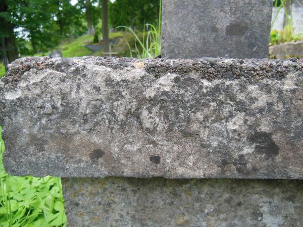 Fragment grobowca Haliny i Ireny Glińskich, Henryka i Marii Kalińskich, cmentarz Na Rossie w Wilnie, stan z 2013