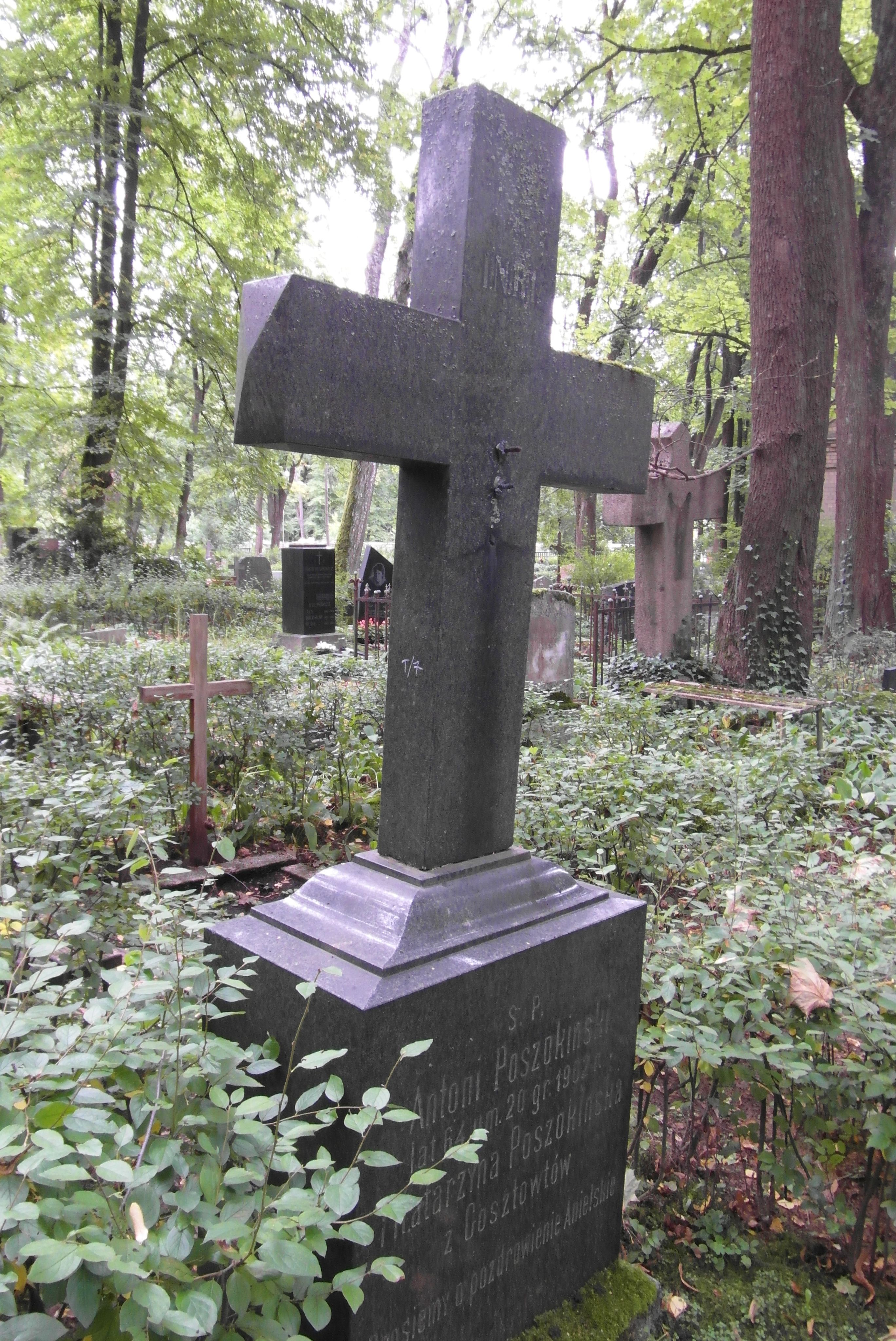 Tombstone of Atnoni Poshkinsky, Catherine Poshokinskaya, St Michael's cemetery in Riga, as of 2021.