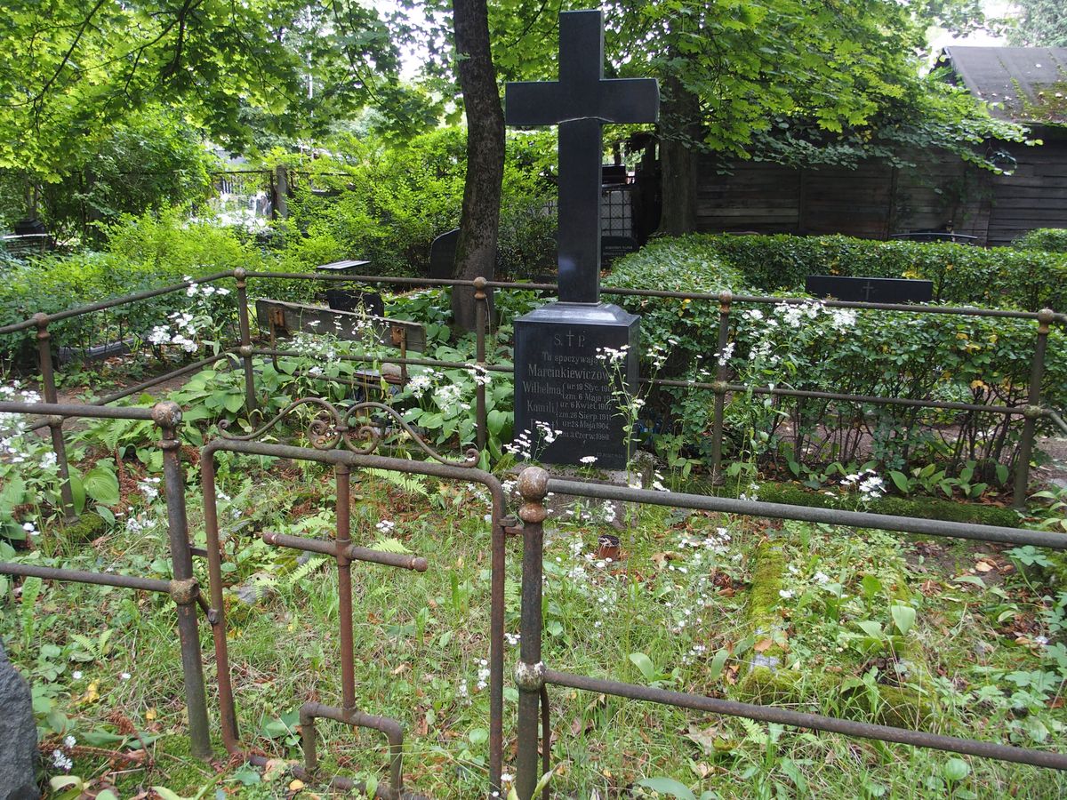 Tombstone of Faust Marcinkiewicz, Kamila Marcinkiewicz and Wilhelma Marcinkiewicz, St Michael's cemetery in Riga, as of 2021.