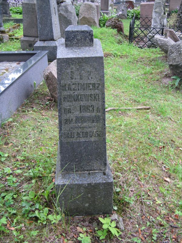 Tombstone of Józefa, Olimpia, Kazimierz Mińkowski, Ross cemetery in Vilnius, as of 2013.