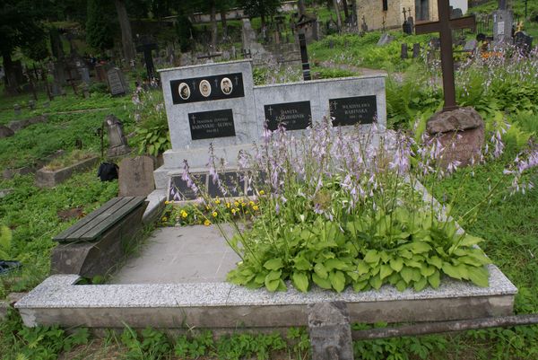 Grobowiec Władysławy Babińskiej i Danuty Zagrodnik, cmentarz na Rossie w Wilnie, stan z 2013