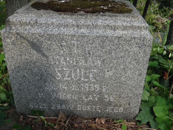 Inscription from the gravestone of the Marajski family and Stanislaw Szulc, Na Rossie cemetery in Vilnius, as of 2013.