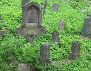 Nagrobek Józefa Kropów, cmentarz Na Rossie w Wilnie, stan z 2013 r.