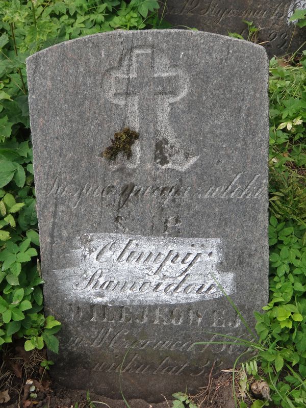 Inskrypcja z nagrobka Olympii Wiłejkowej, cmentarz Na Rossie w Wilnie, stan z 2014 r.