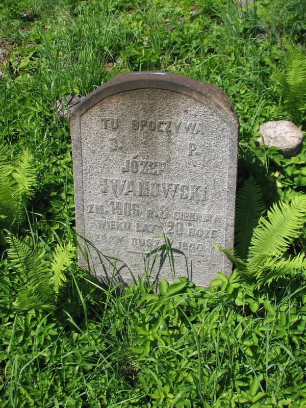 Tombstone of Jozef Yvanovsky, Ross cemetery, as of 2013
