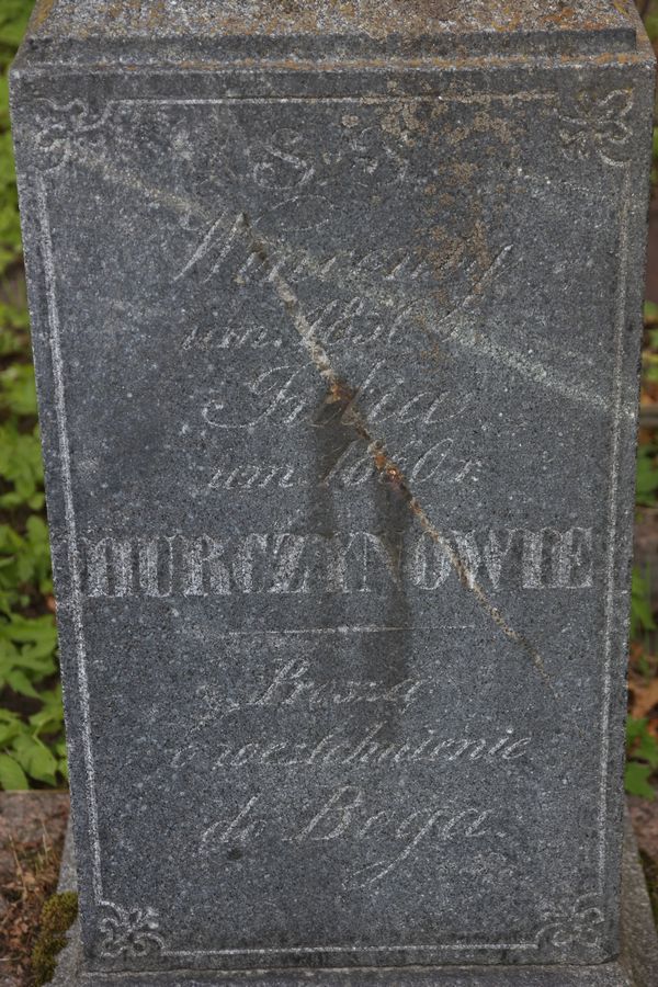 Tombstone of Julia and Wincenty Hurczyn, Na Rossie cemetery in Vilnius, as of 2013