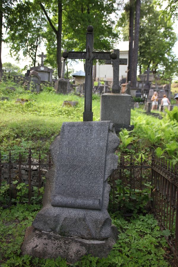 Nagrobek Jerzego Polujanskiego, cmentarz Na Rossie w Wilnie, stan z 2013