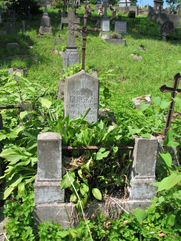 Tombstone of Halina Glinskaya, Ross cemetery in Vilnius, as of 2013.