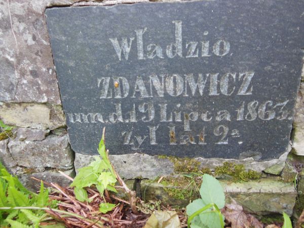 Inskrypcja nagrobka Władysława Zdanowicza, cmentarz Na Rossie w Wilnie, stan z 2013