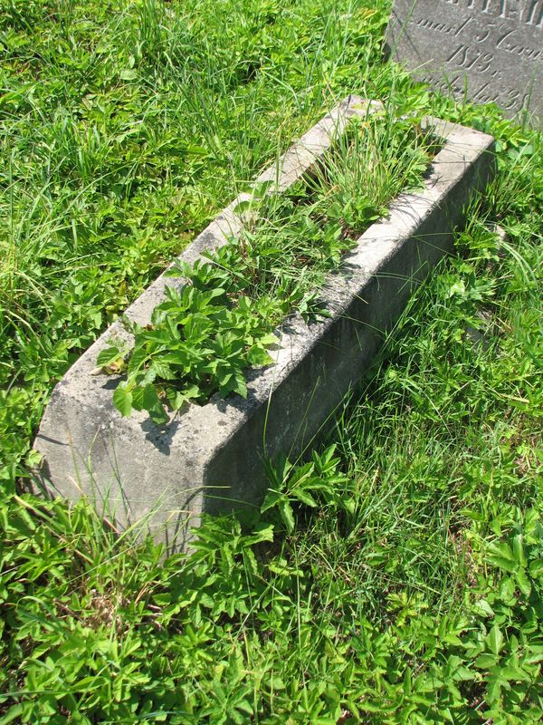 Tombstone of Konstantin Tetyahyets, Ross cemetery, as of 2013