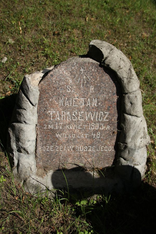 Tombstone of Kajetan Tarasewicz, Na Rossie cemetery in Vilnius, state 2013