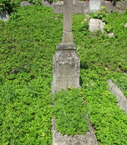 Nagrobek Czesława Lisieckiego, cmentarz na Rossie w Wilnie, stan na 2013 r.