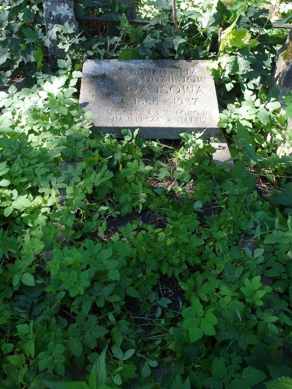 Tombstone of Benedicta Wajs, Na Rossie cemetery in Vilnius, as of 2013