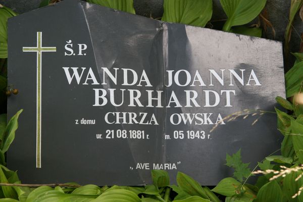 Fragment grobowca Bohdana Józefa Lenczewskiego oraz Wandy Joanna Burhardt z cmentarza na Rossie w Wilnie, stan z 2013 r.