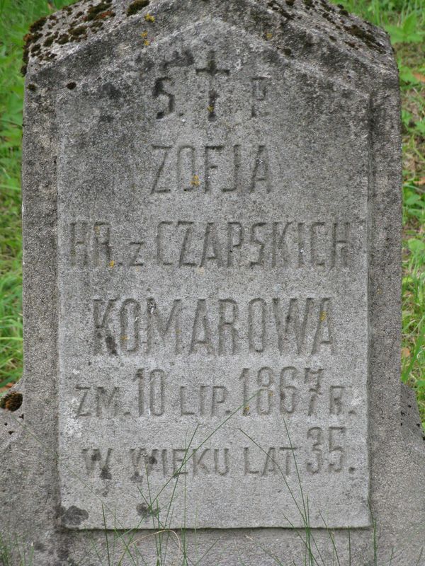 Nagrobek Zofii Komar, cmentarz na Rossie w Wilnie, stan z 2013 r.