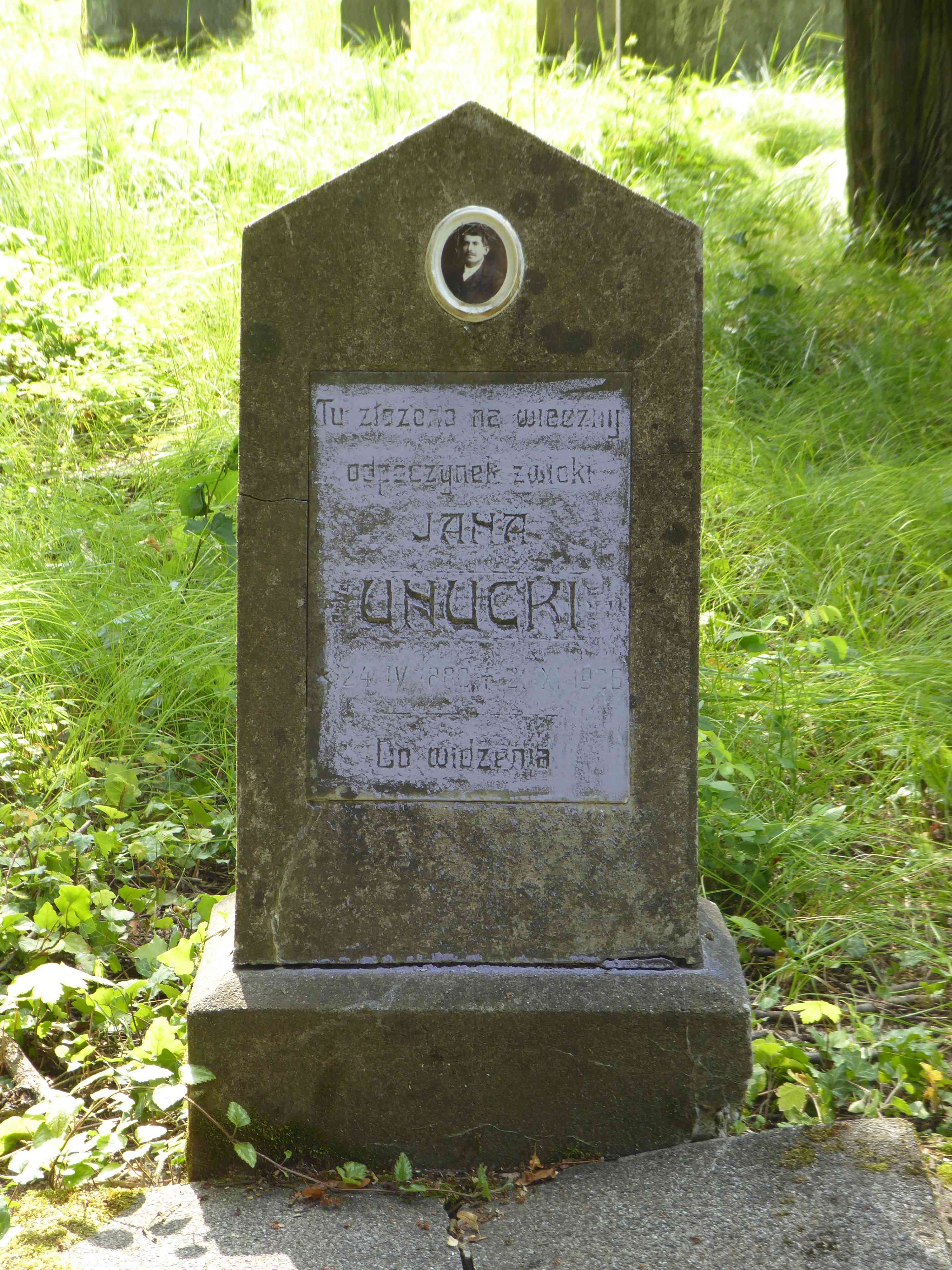 Fotografia przedstawiająca Tombstone of Jan Unucki