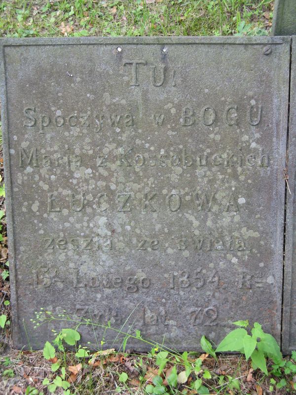 Fragment of the tombstone of Izabella Lego and Maria Luczkova, Ross Cemetery in Vilnius, as of 2013.