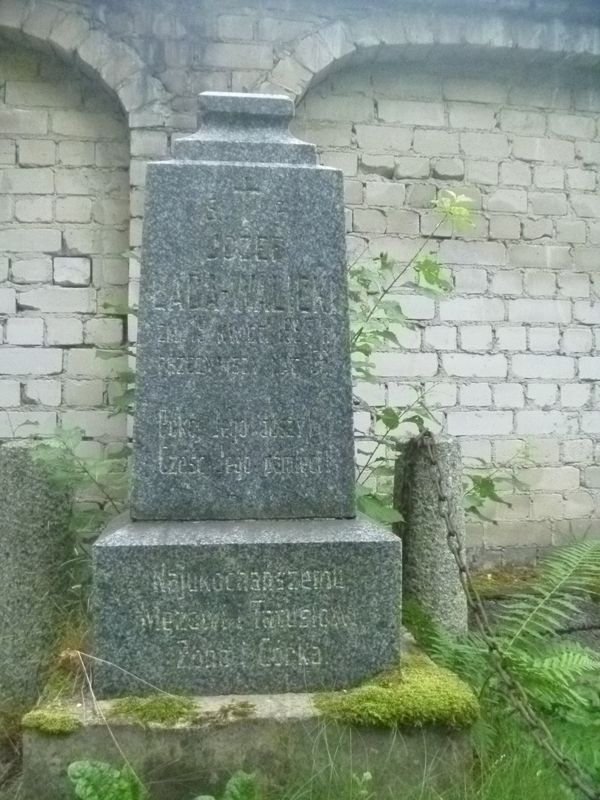 Fragment of Józef Łada-Walicki's tombstone, Ross cemetery, as of 2013