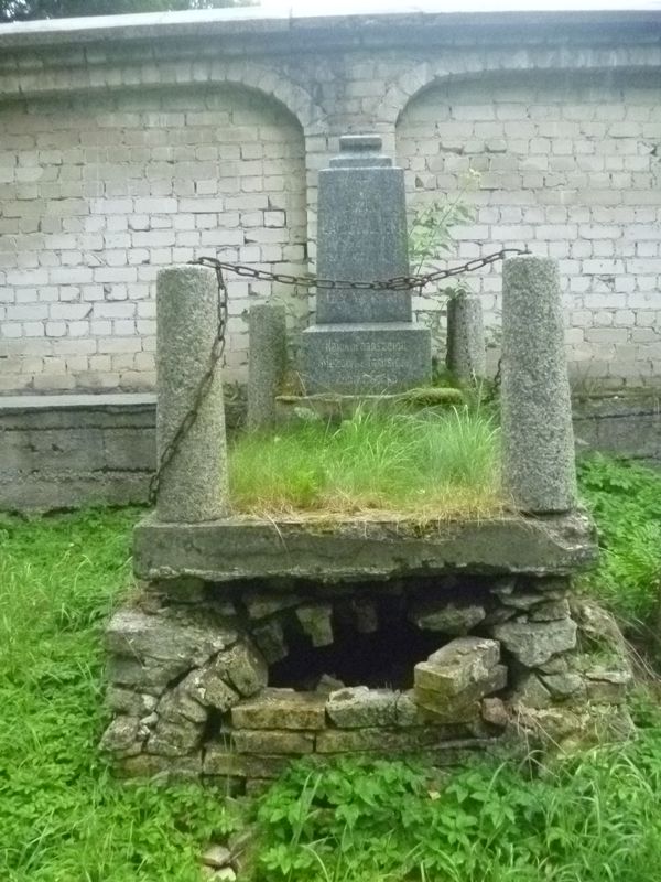 Tombstone of Jozef Lada-Walicki, Ross cemetery, as of 2013