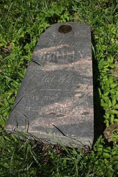 Tombstone of Julian Herman, Na Rossie cemetery in Vilnius, as of 2013