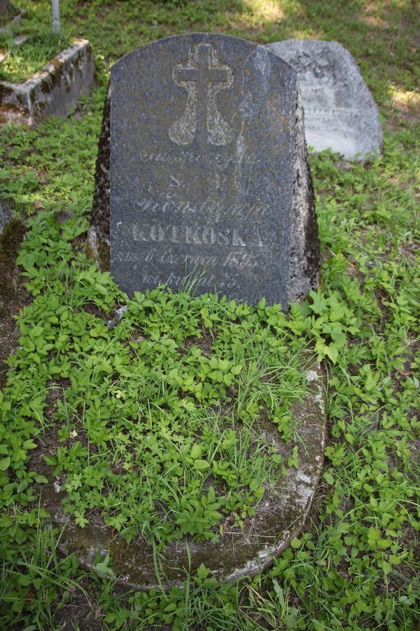 Tombstone of Konstancja Kotkoska, Na Rossa cemetery in Vilnius, as of 2013
