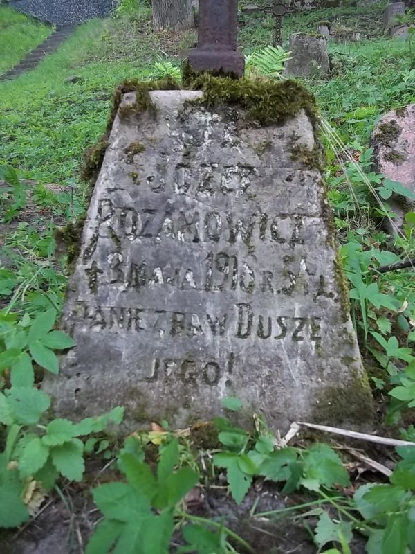 Inskrypcja nagrobka Józefa Bozanowicza, cmentarz Na Rossie w Wilnie, stan z 2013