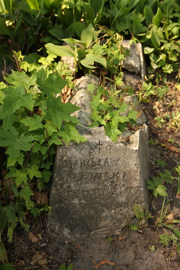 Tombstone of Stanislaw Jablonski, Na Rossie cemetery in Vilnius, as of 2013
