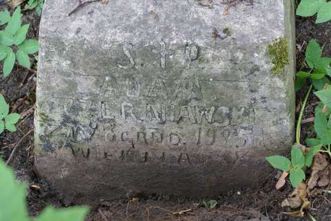 Inscription on the gravestone of Adam Czerniawski, Na Rossie cemetery in Vilnius, as of 2013