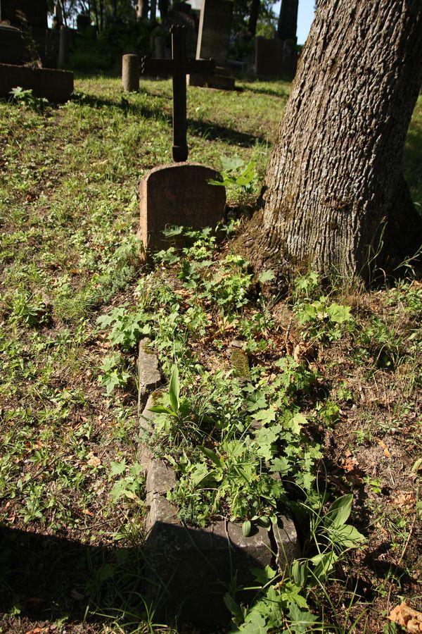 Tombstone of Anna Butowt, Na Rossie cemetery in Vilnius, as of 2013