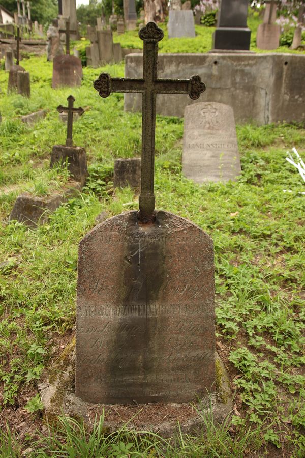 Tombstone of Anna and Józefa Narkiewicz, Na Rossie cemetery in Vilnius, as of 2013