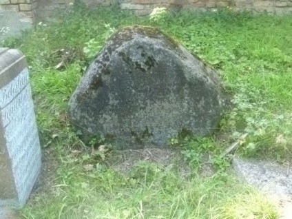 Nagrobek Teofila Bandynelli, cmentarz na Rossie, stan z 2013 roku