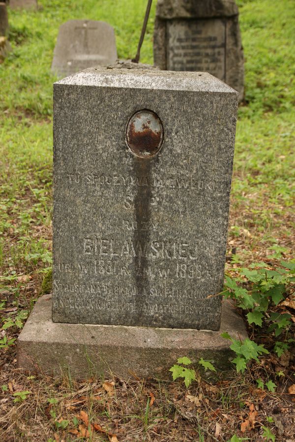 Tombstone of Róża Bielawska, Na Rossie cemetery in Vilnius, as of 2013