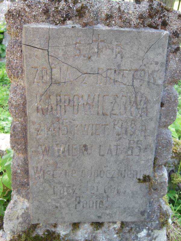 Fragment nagrobka Zofii Karpowicz, cmentarz Na Rossie w Wilnie, stan z 2013 r.