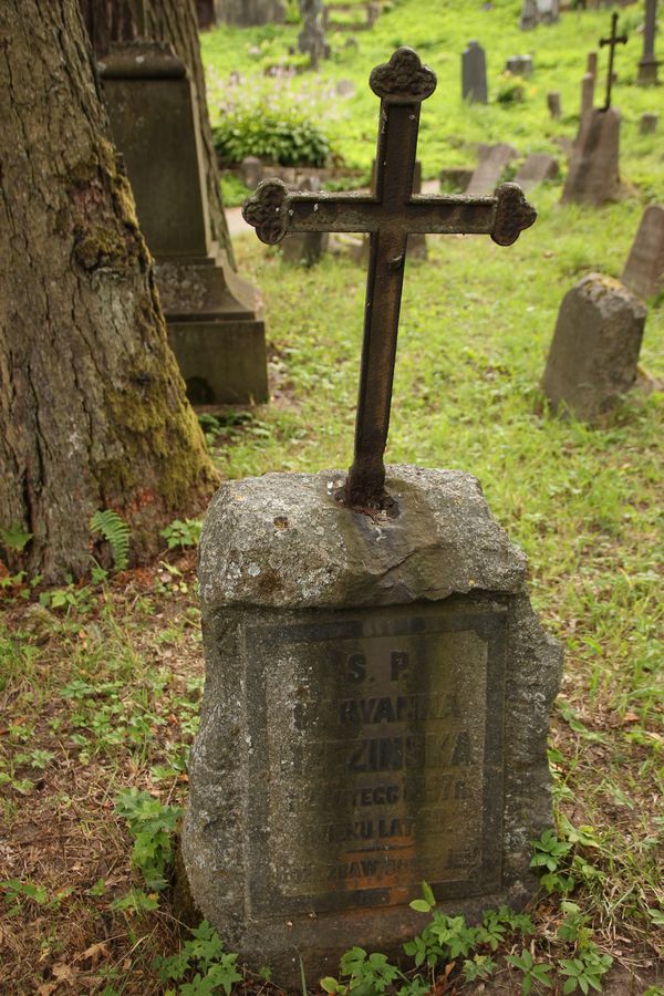 Tombstone of Marianna Brzezinska, Na Rossie cemetery in Vilnius, as of 2013