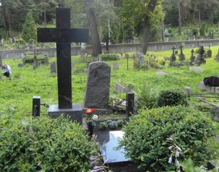 Nagrobek Krystyny Malinowskiej, cmentarz na Rossie w Wilnie, stan z 2014