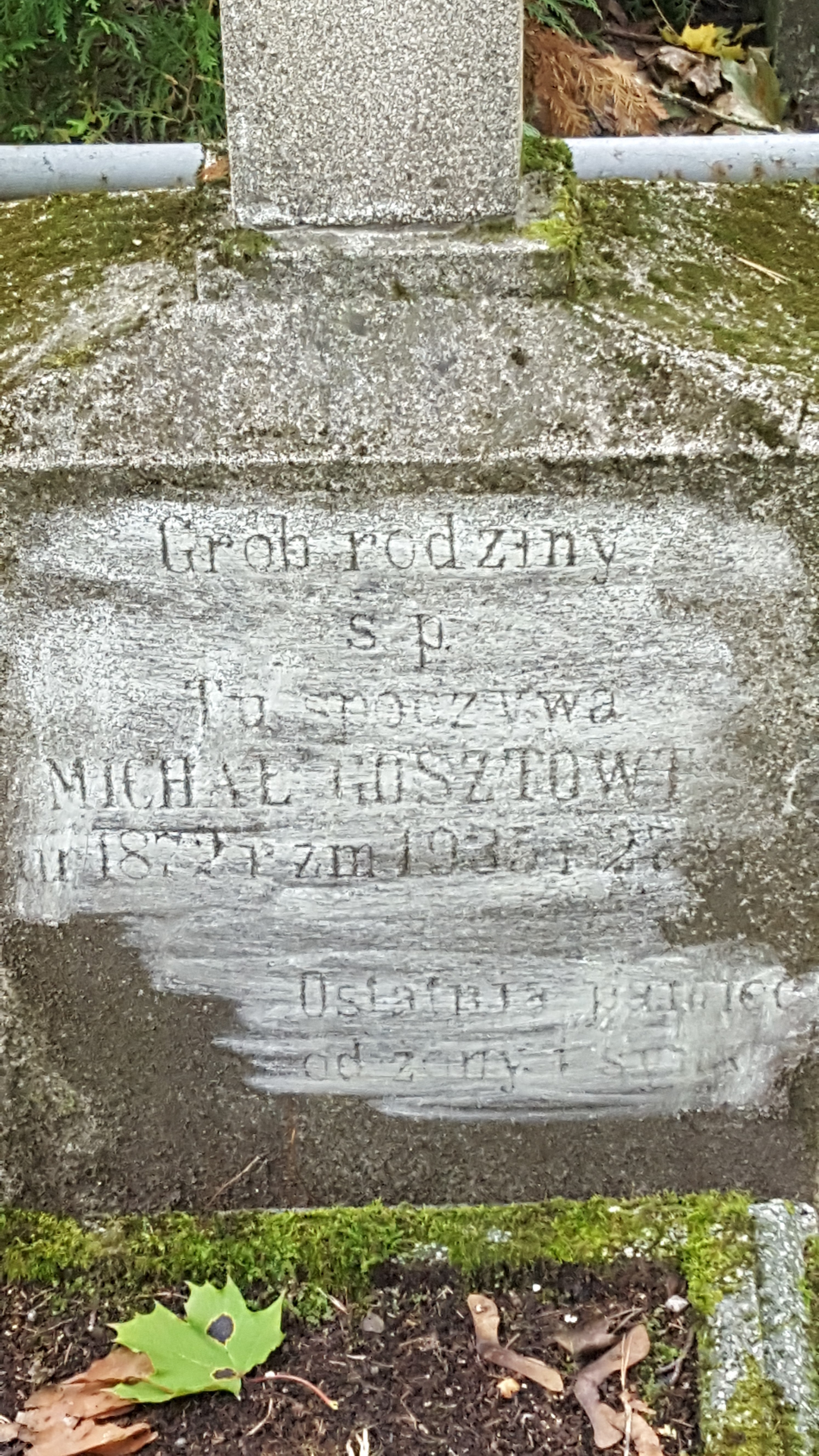 Napis z nagrobka Michała Gosztowta, cmentarz św. Michała w Rydze, stan z 2021 r.