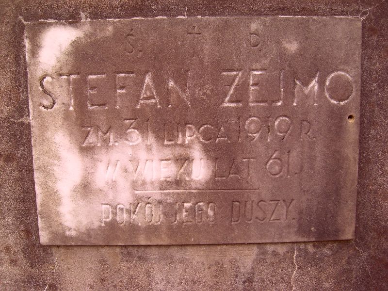 Fragment grobowca Joanny, Józefa, Stefana Żejmo, cmentarz na Rossie w Wilnie, stan z 2014