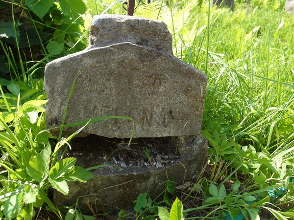 Plinth on the gravestone of Helena N. N. and Antonina Sawicka, Na Rossie cemetery in Vilnius, as of 2013