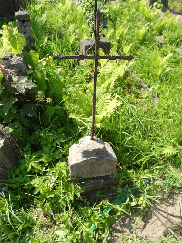 Tombstone of Helena N. and Antonina Sawicka, Na Rossie cemetery in Vilnius, as of 2013