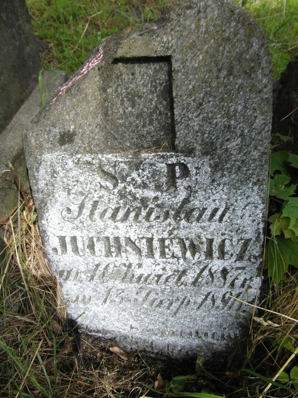 Fragment nagrobka Stanisława Juchniewicza, cmentarz na Rossie w Wilnie, stan z 2014
